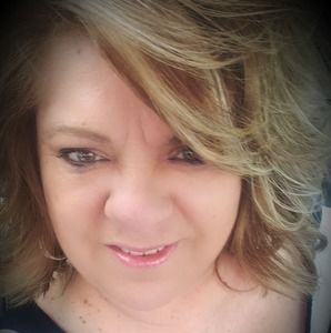 Meet your Posher, Teresa